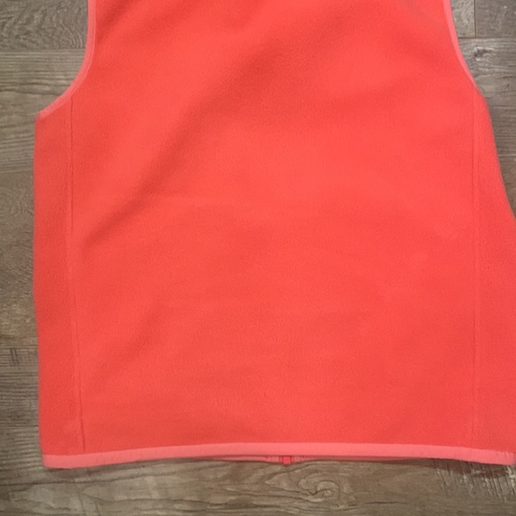 Polyester Fleece Vest by Vineyard Vines ‘Shep’ Med - Picture 10 of 10